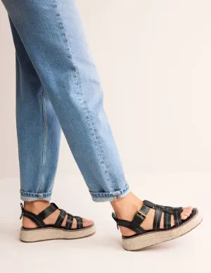 Chunky Fisherman Sandal-Black