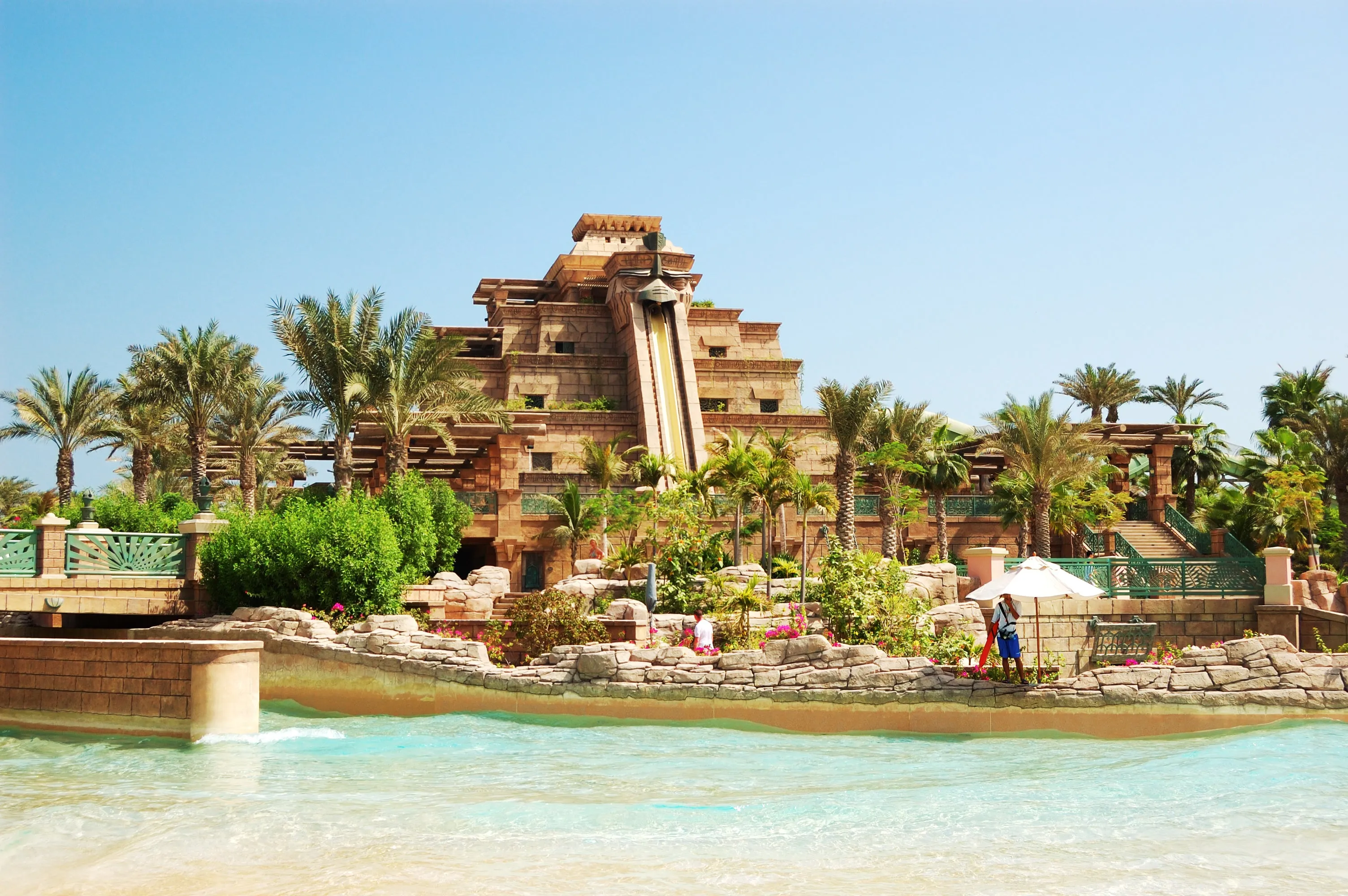 Combo: IMG Worlds of Adventure  Aquaventure waterpark