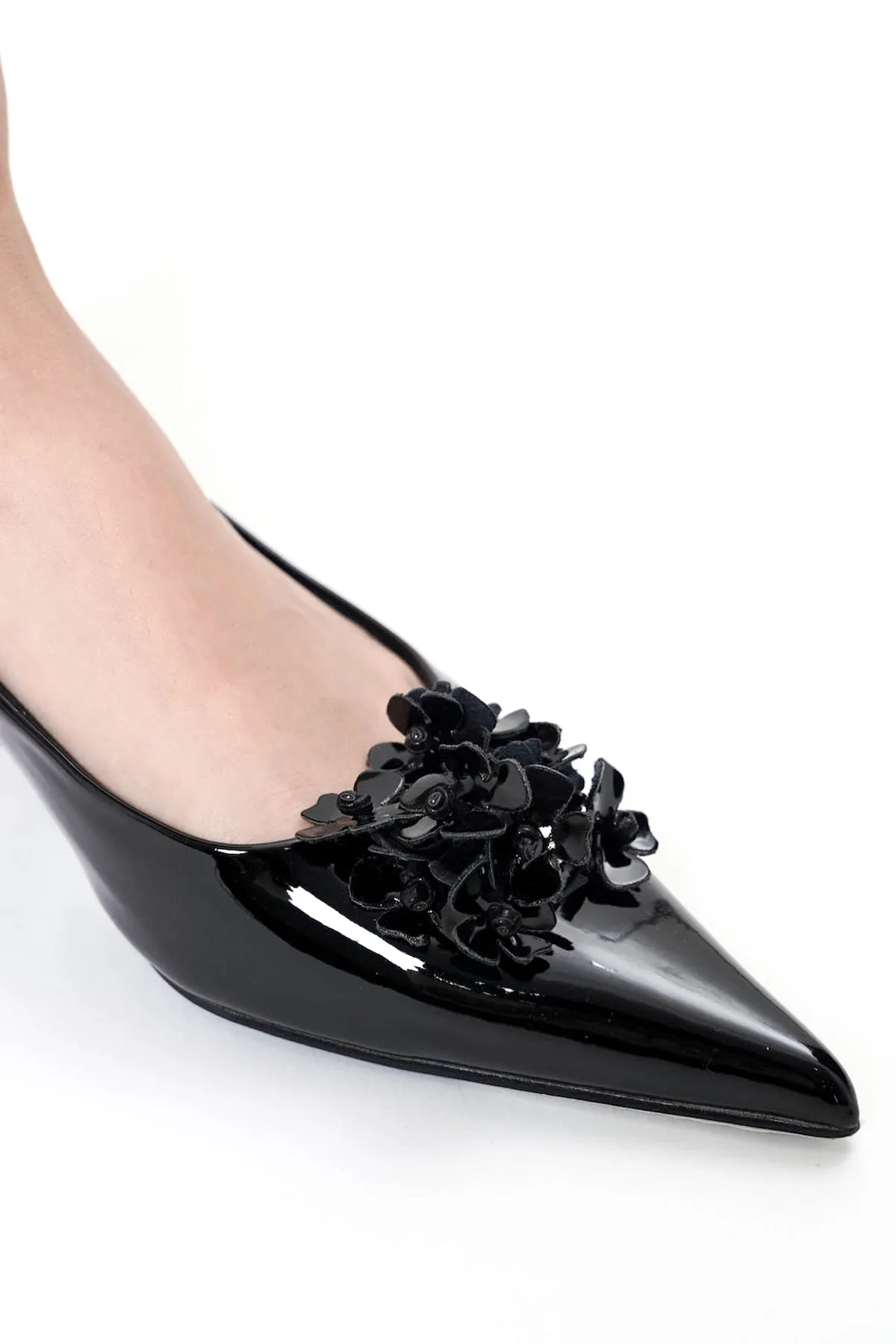 Coralie Slingback Pumps In Black