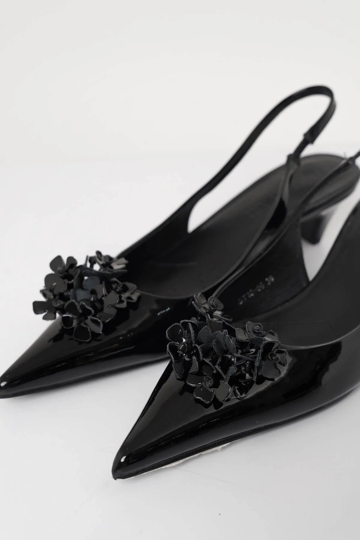 Coralie Slingback Pumps In Black