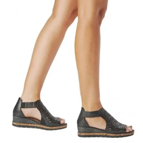 D3056 Backstrap Wedge