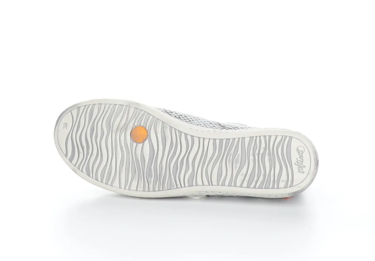 ISLA154SOF Off White Lace-up Trainers