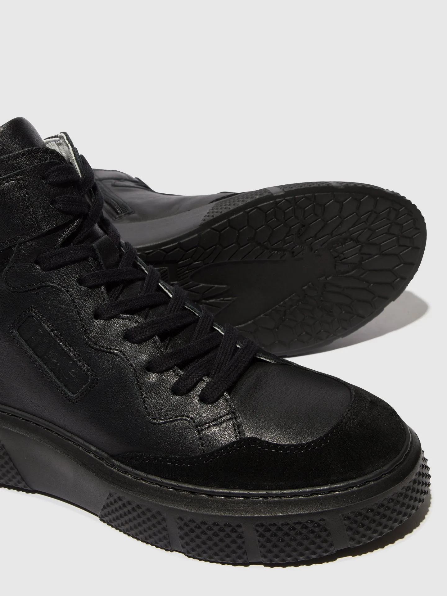 Lace-up Trainers EPPE531FLY BLACK