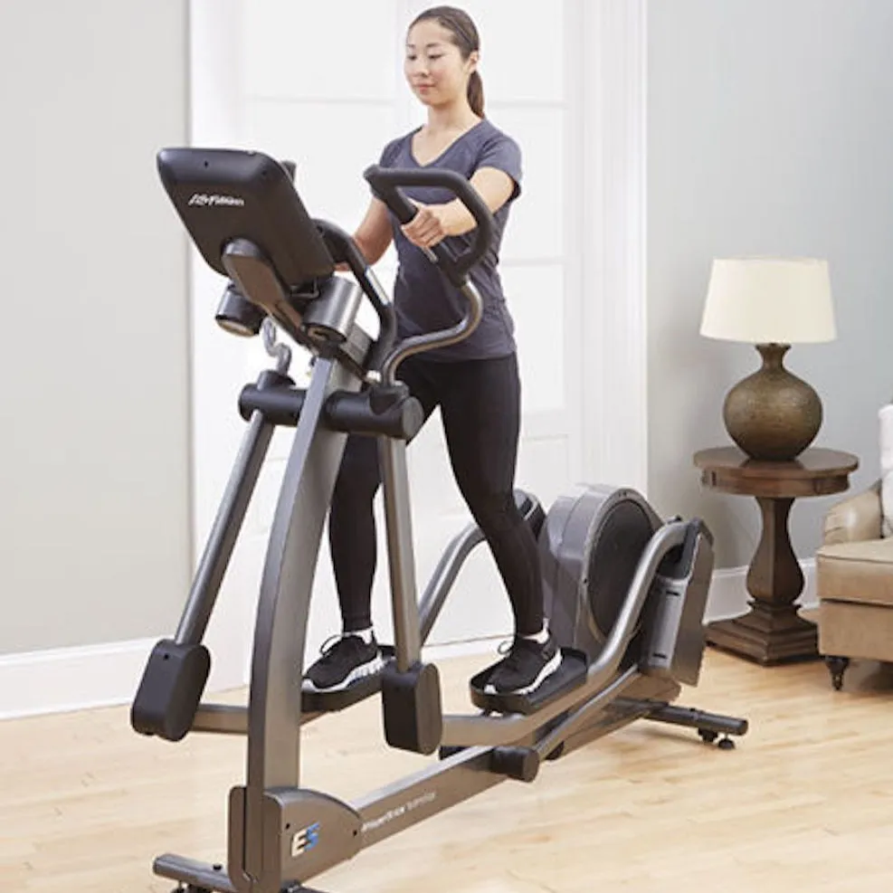 Life Fitness E5 Adjustable Stride Elliptical Cross Trainer