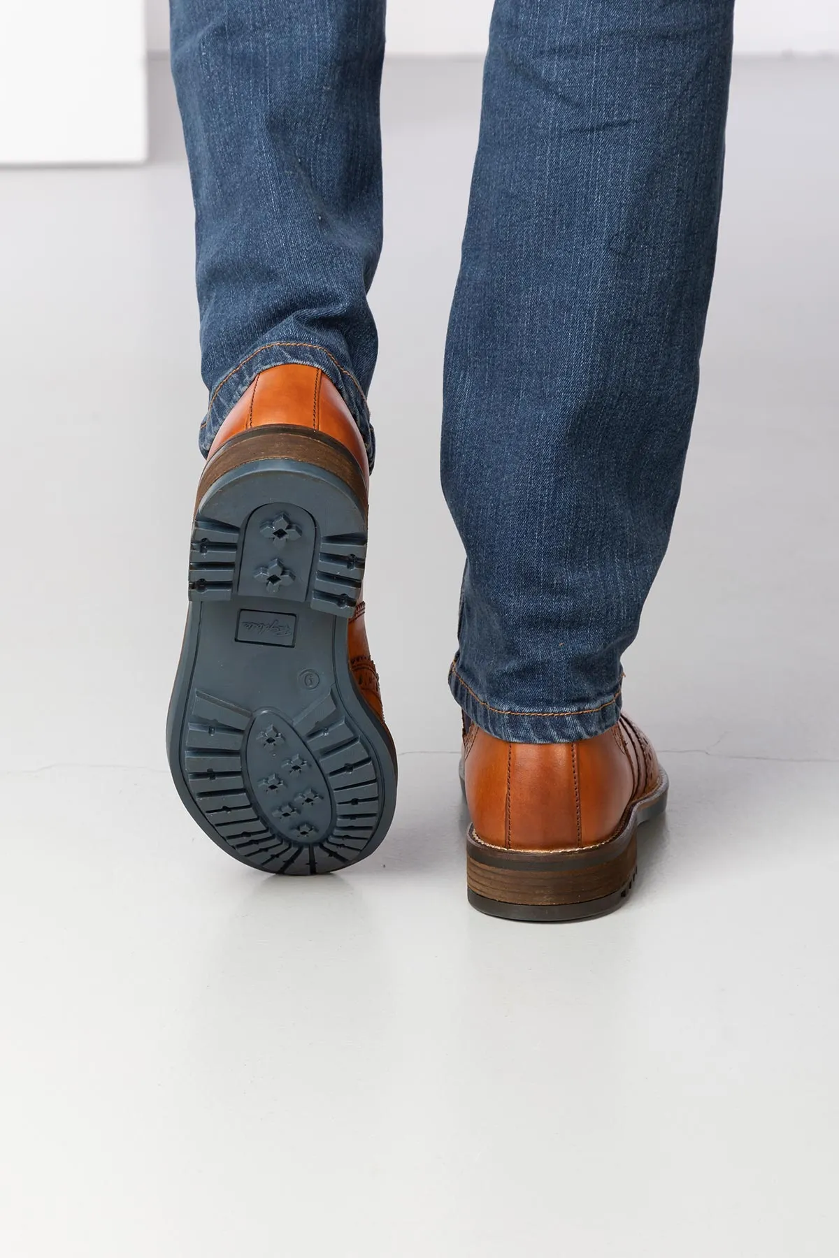 Men's Brogue Dealer Boots - Millington