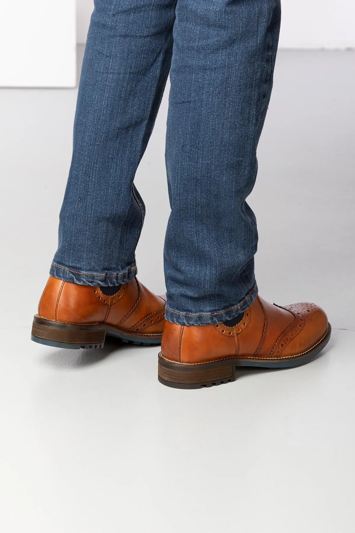 Men's Brogue Dealer Boots - Millington