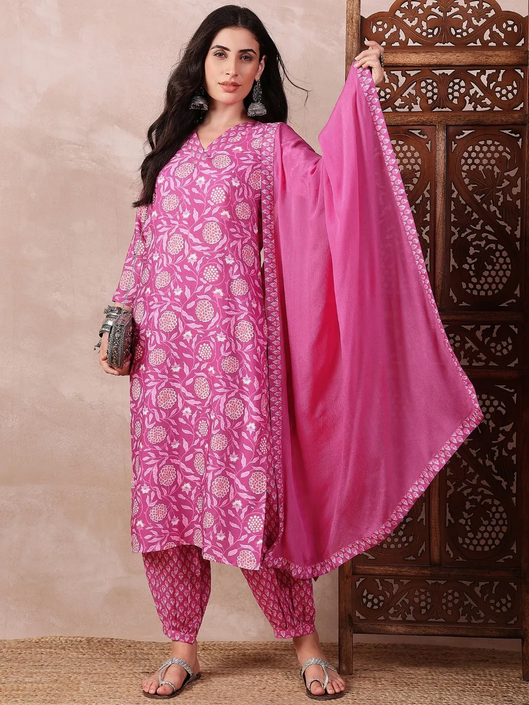 Pink Rayon Blend Floral Printed Kurta Salwar With Dupatta