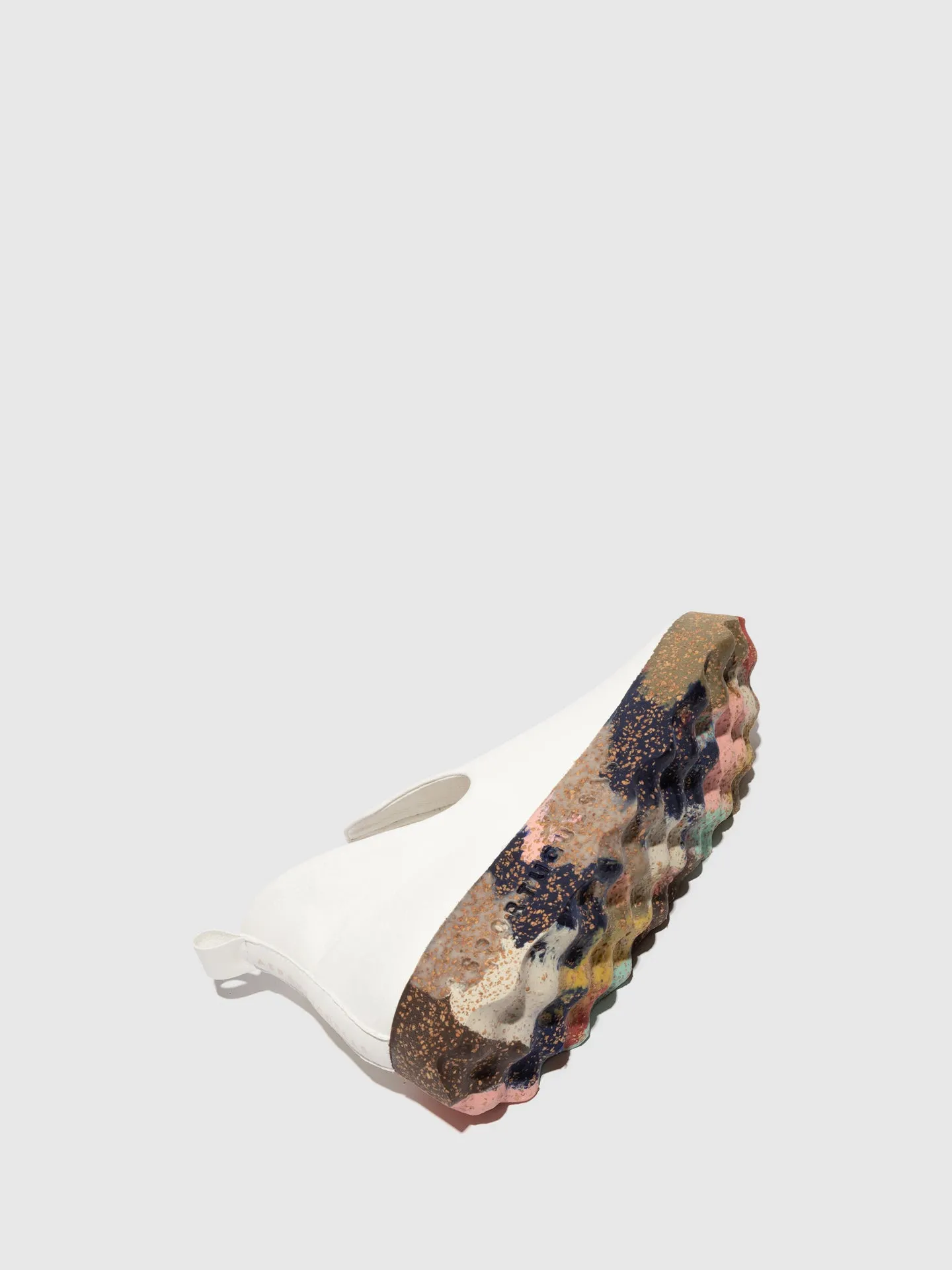 Slip-on Trainers CITY White & multicolor sole