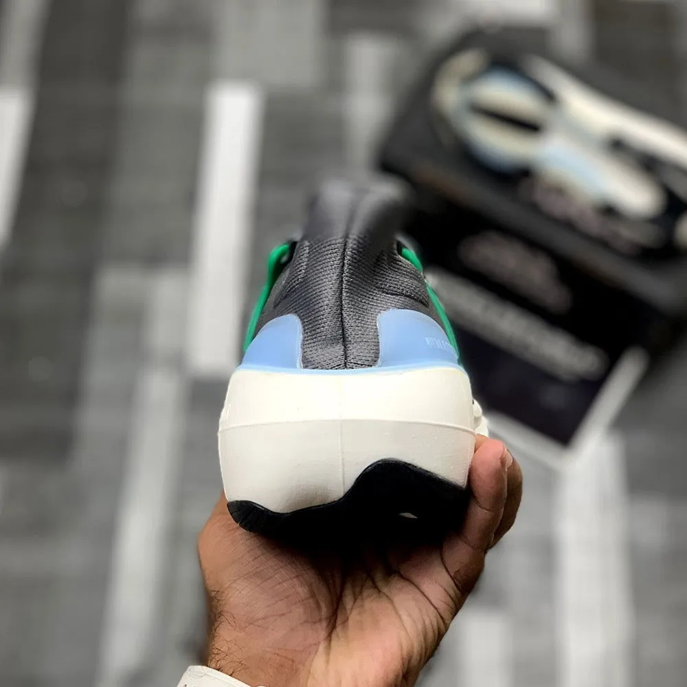 UB Light 23 (Grey Green)
