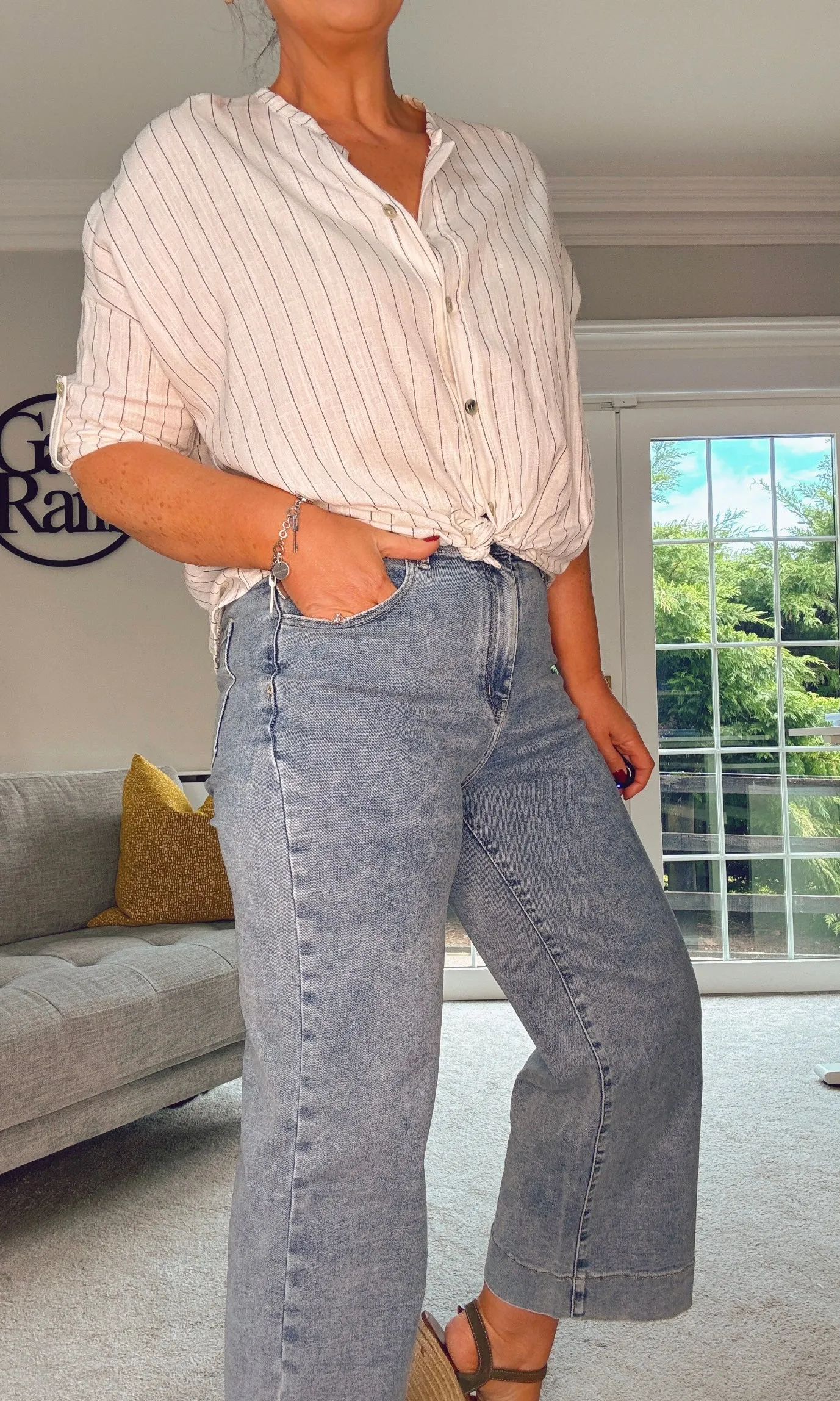 WIDE LEG CROPPED JEANS